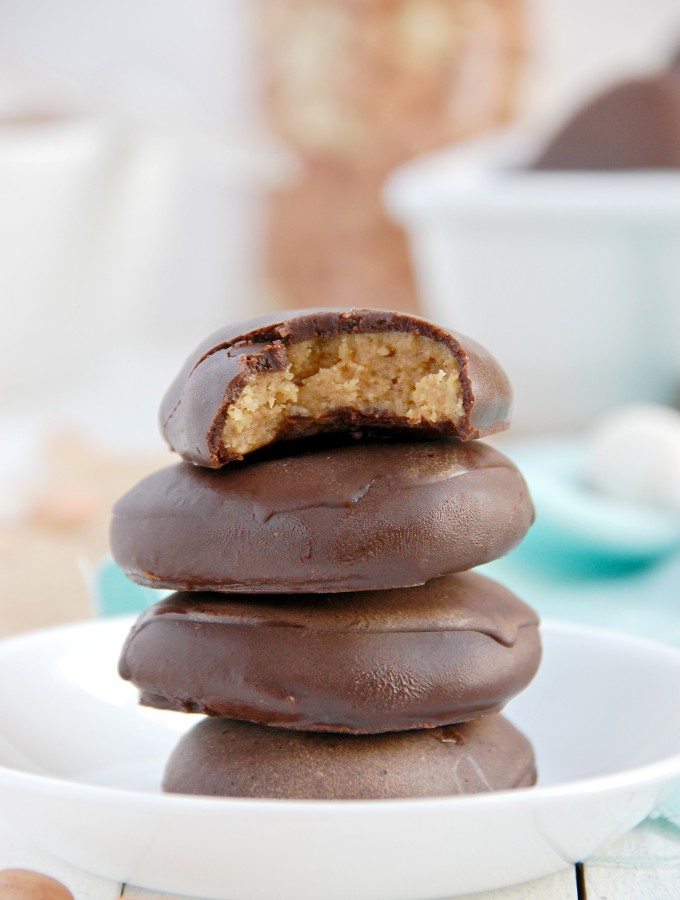 HEALTHY Chocolate Dipped Peanut Butter Eggs{Raw & Vegan}