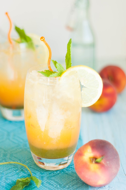 Sparkling Peach Mint Lemonade - The Kitchen McCabe