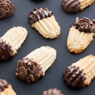 Chocolate Dipped Italian Butter Cookies | thekitchenmccabe.com