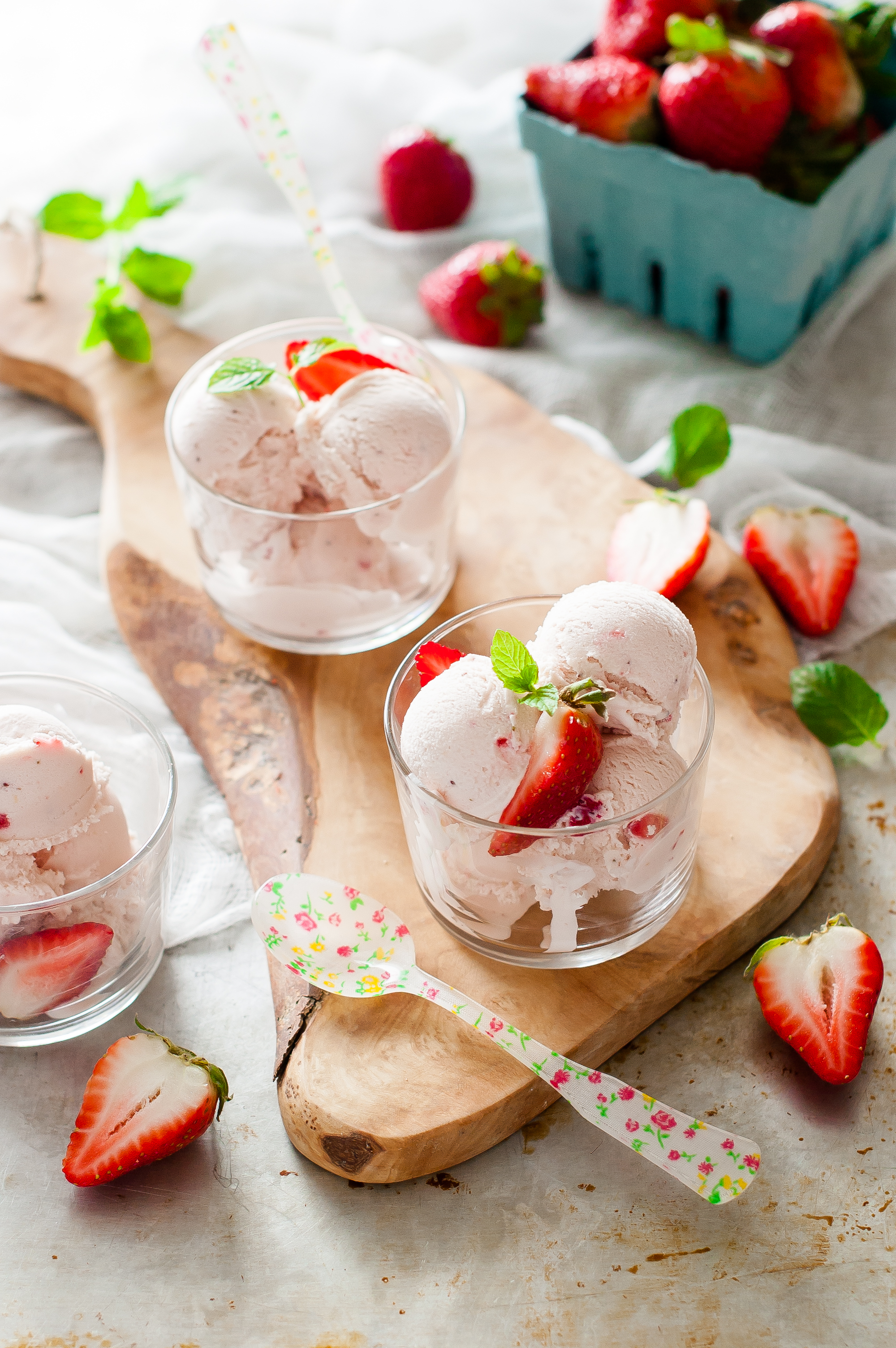 Fresh Strawberry Ice Cream The