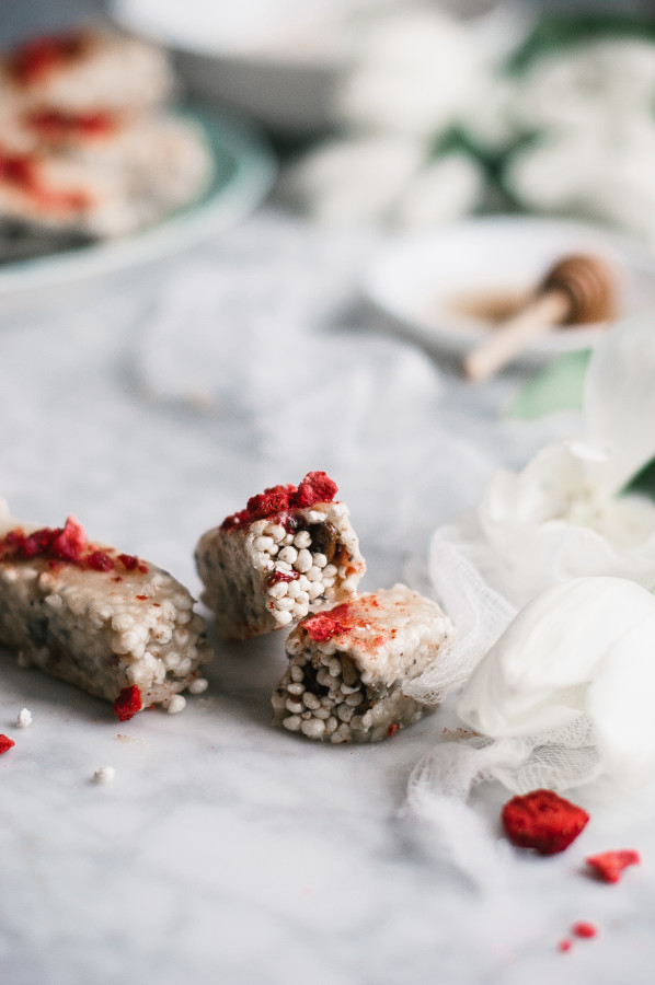 White Chocolate Dipped Puffed Millet Bars with Strawberries & Pistachios